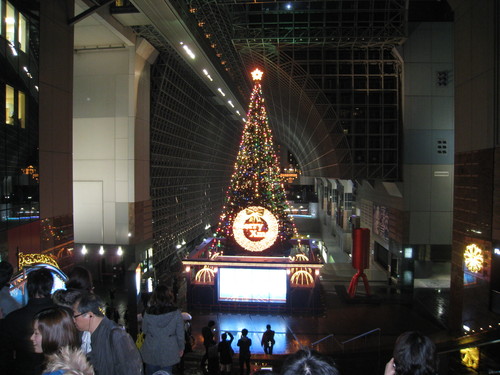 京都駅ビル大階段のクリスマスツリー.JPGのサムネール画像