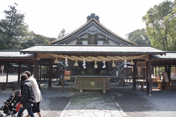 ３ Munakata Shrine Main Shrine.jpg
