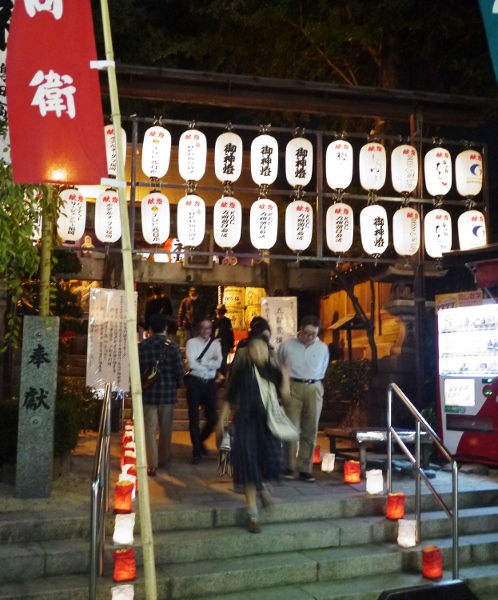 10 Kushida shrine.jpg