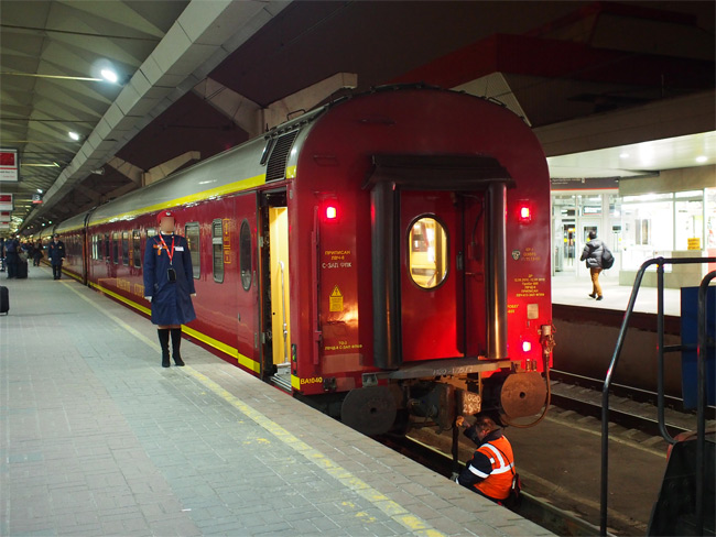 レニングラード駅赤い矢号2497.jpg