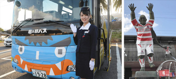 （右）別府駅前にある油屋熊八の像　（左）亀の井バスのバスガイド須賀茉尋さん。地獄めぐりでは青鬼をデザインしたラッピングバスに乗る