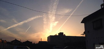 こぶたのマーちゃん／福井県福井市　「夕焼けのデッサン」　何気無く空を見上げたら、雲の走り方や空のグラデーションが綺麗と思ったので撮りました。