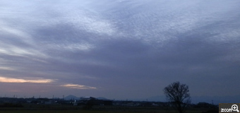 MIDIRI／滋賀県愛荘町　「今日の雲」　
