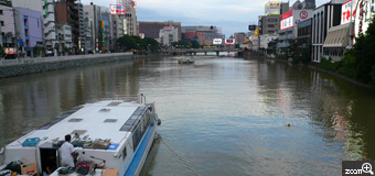 ひろちゃん／愛知県江南市　「夕暮れどき」　ゆったりと流れる那珂川でのひとコマです。