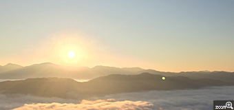 イケ／広島県広島市　「寒空の雲の上」　広島の雲海の有名どころ三次ではなくて…穴場の広島市内の山。見たままの景色を撮りたかった…