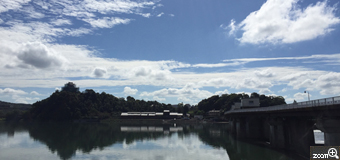 さくらこ／愛知県清須市　「時（とき）」　川の流れ、雲の流、時の流、つながる喜び。犬山城は、9月30日まで耐震補強工事中だそうです。　ポイントは、「この時を、切り取る」。