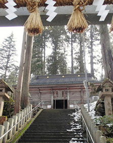 国の重要文化財に指定されている須波阿須疑神社の本殿