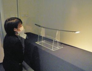 新たに展示された豊臣秀吉が所持した重要文化財の名刀＝浜松市美術館で